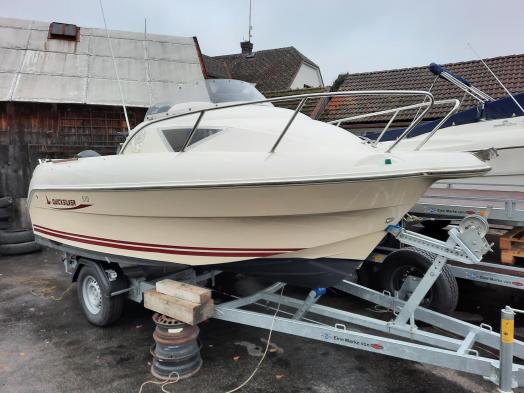 QUICKSILVER 510 CRUISER
